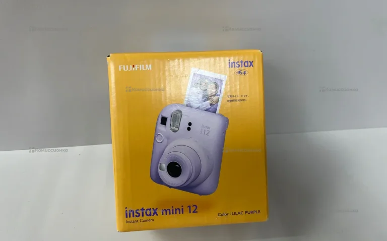 Фотоаппарат  моментальной печати instax mini 12