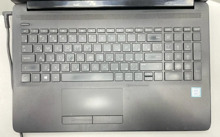 Ноутбук HP i5-8250U/12/256