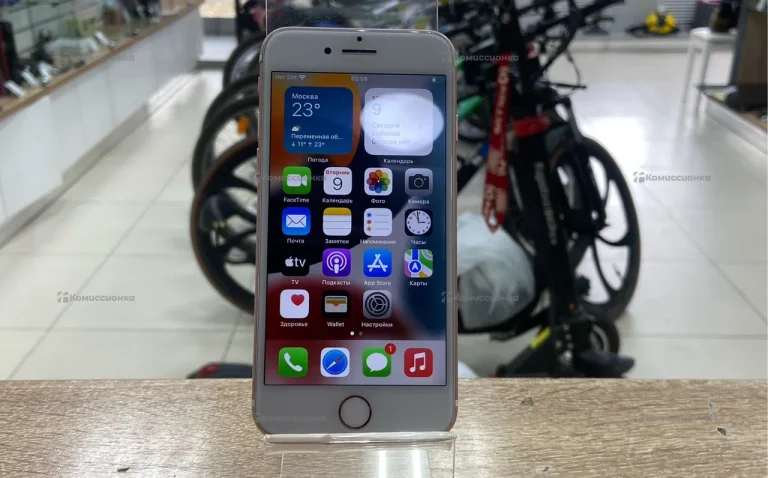 Apple iPhone 7 32 ГБ.