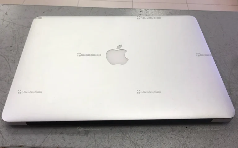Ноутбук  MacBook Air (13-inch,Mid 2013)