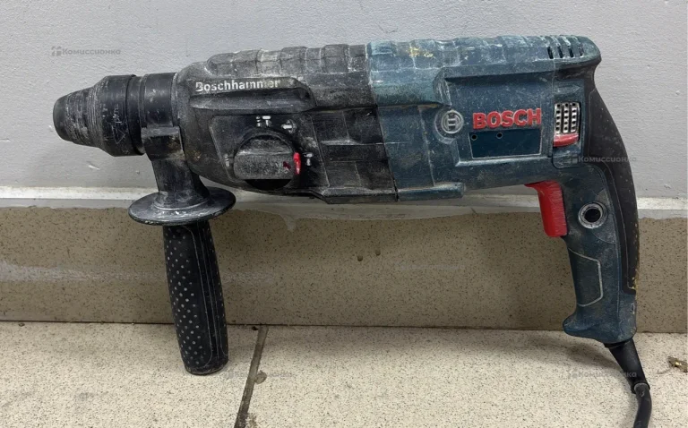 перфоратор Bosch GBH240