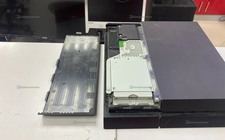 Приставка Sony ps4 fat 1tb