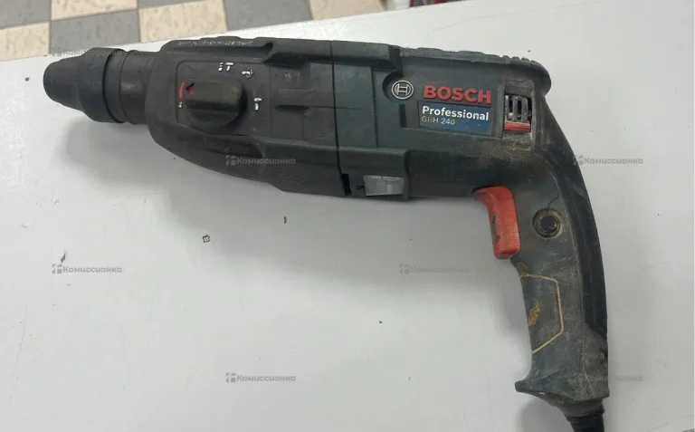 Перфоратор Bosch GBH 240
