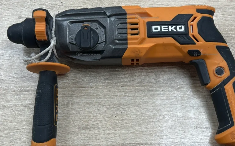 Перфоратор Deko DKH2350W