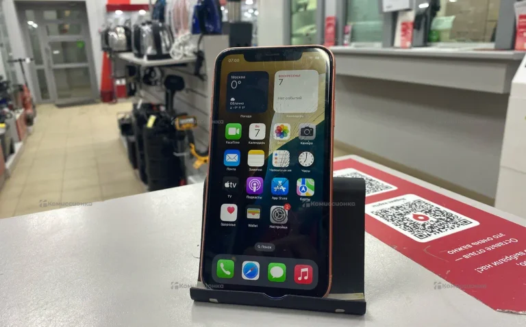 Apple iPhone XR 3/64 ГБ