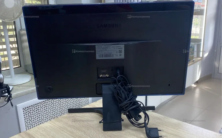 Монитор Samsung LS22E390