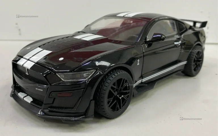 Мустанг черный