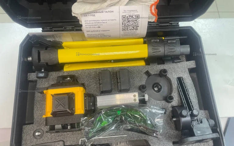 Лазерный уровень Dewalt (реплика)