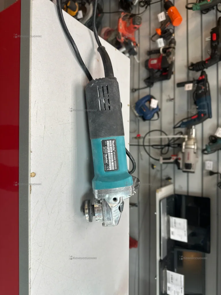 makita ушм 9559hn реплика
