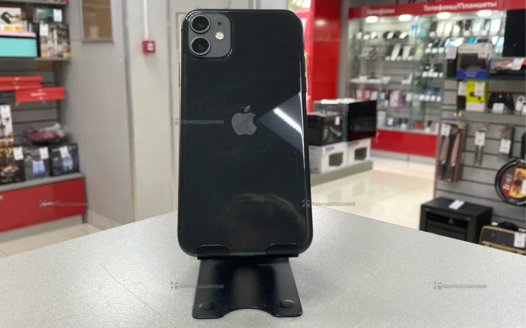Apple iPhone 11 64 ГБ