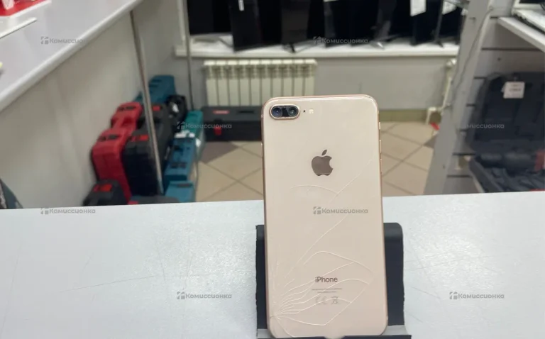 Apple iPhone 8 Plus 3/64 ГБ