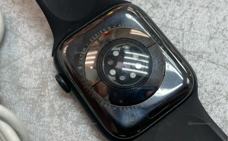 Часы  Apple Watch 8 45mm