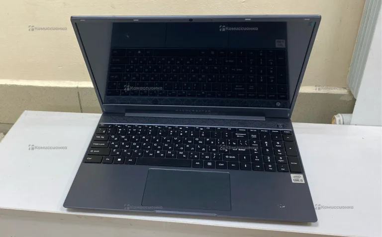 Ноутбук  machcreator one i3