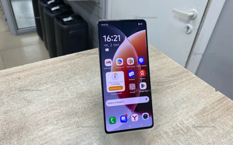 Tecno Camon 30 12/256 ГБ