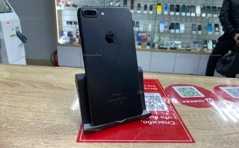 Apple iPhone 7 Plus 3/32 ГБ