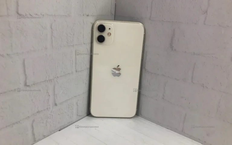 Apple iPhone 11 4/64 ГБ
