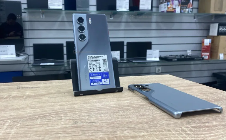 Tecno CAMON 40 Pro 5G 12/256 ГБ
