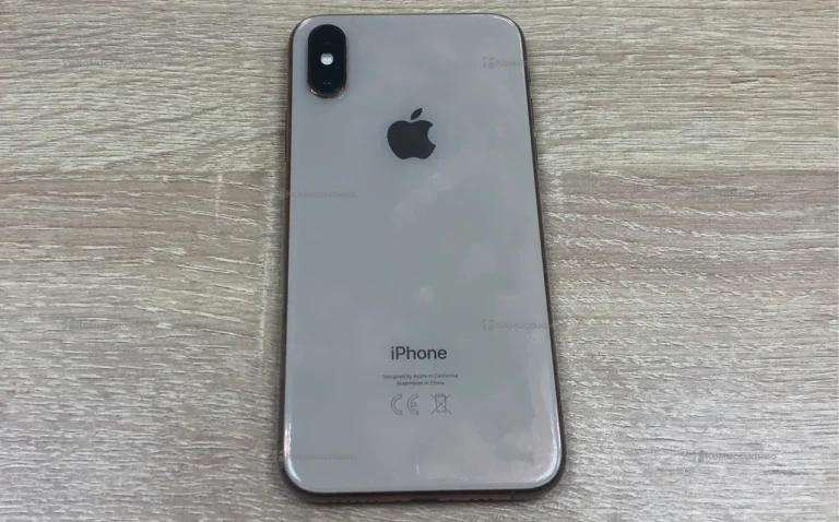 Apple iPhone XS 4/64 ГБ
