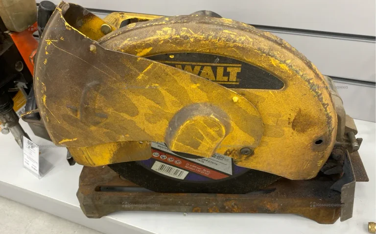 Монтажная пила DeWALT D28730