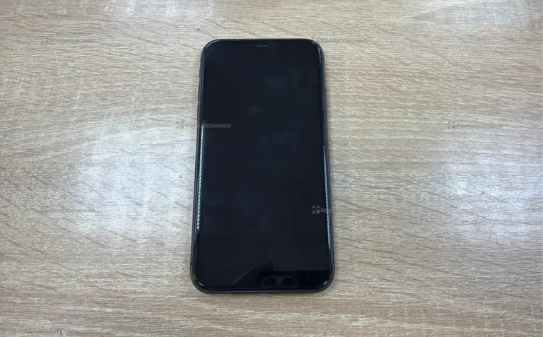 Apple iPhone 11 4/64 ГБ