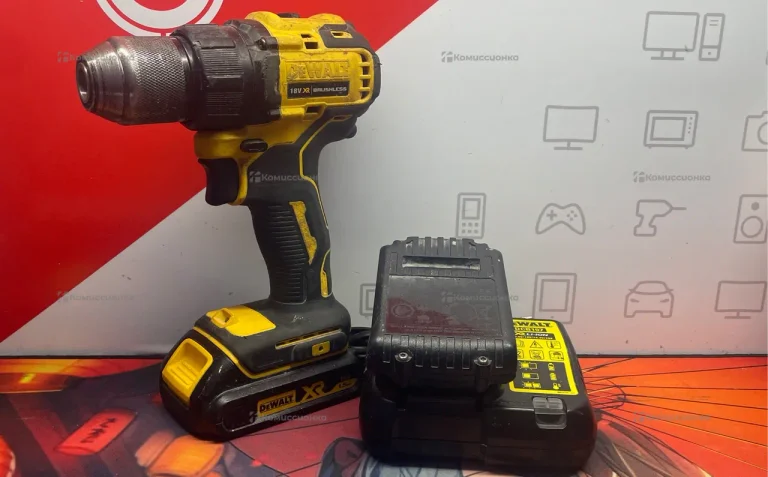 Аккумуляторный шуруповерт DeWALT DCD 708