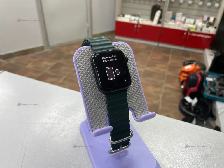 Часы  Apple Watch Series 8 45mm