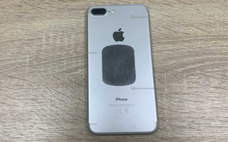Apple iPhone 7 Plus 3/32 ГБ