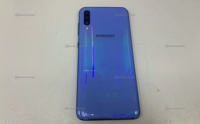 Samsung Galaxy A70 6/128 ГБ
