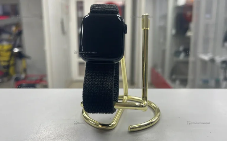 Часы  Apple Watch SE 2