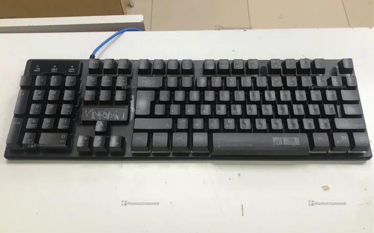 Клавиатура  - Qumo