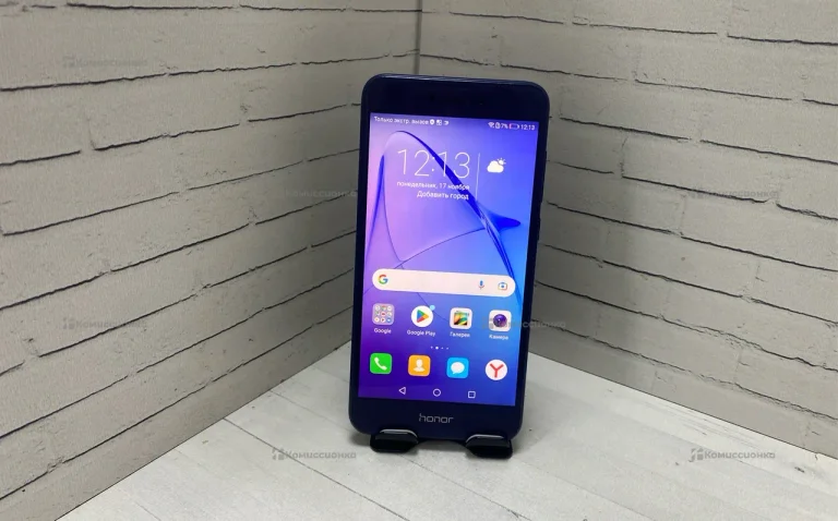 Honor 8 Lite 4/32 ГБ