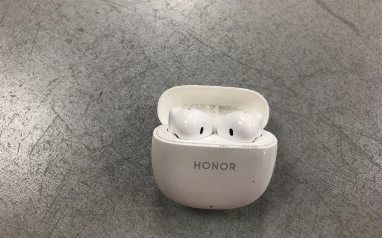 Наушники  Honor B10