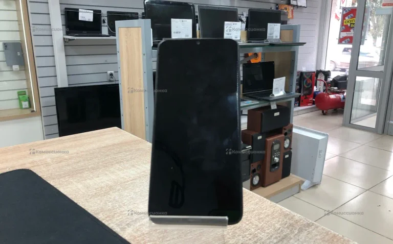 Infinix Hot 30i 8/128 ГБ