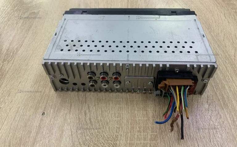 Автомагнитола  Nakamichi NQ517B