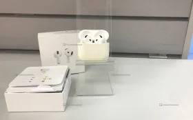 Наушники AirPods 4