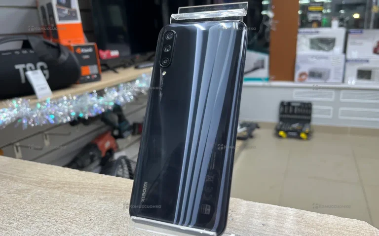 Xiaomi Mi A3 3/64 ГБ