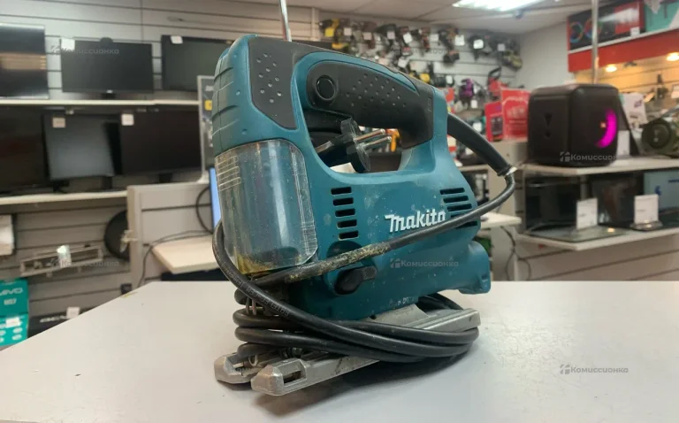 Электролобзик makita 4329