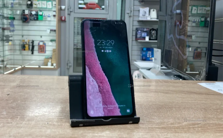 Samsung Galaxy A50 6/64 ГБ