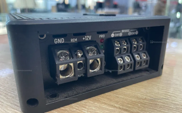 Усилитель  AMP Pro 4.100