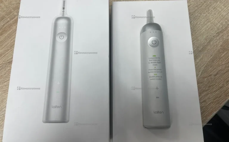 Зубная щетка