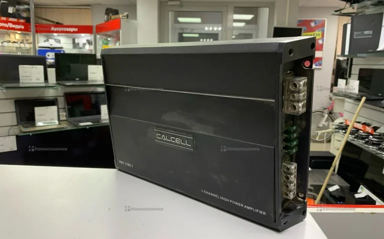 Усилитель Calcell VAC 1100.1