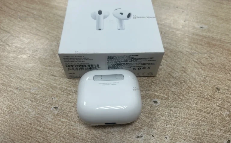 Наушники AirPods 4