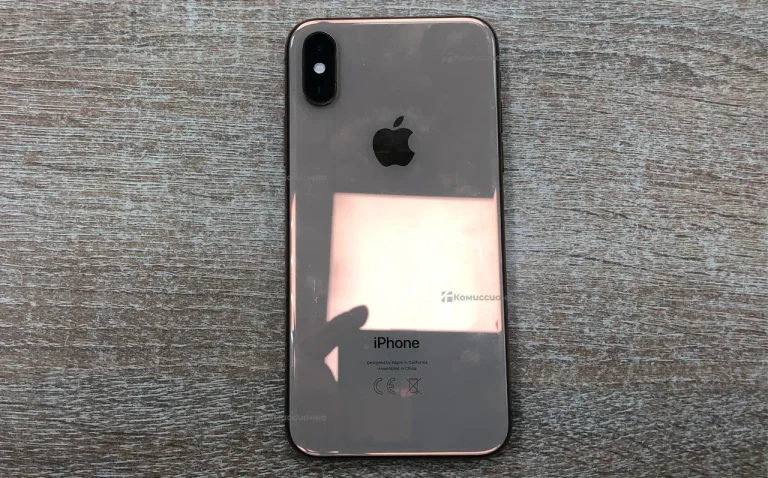 Apple iPhone XS 4/64 ГБ
