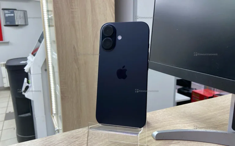 Apple iPhone 16 8/128 ГБ