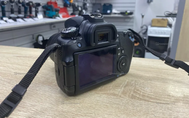 Фотоаппарат Canon EOS 60D