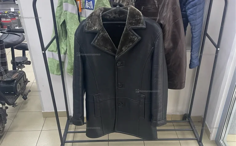 Куртка кожаная