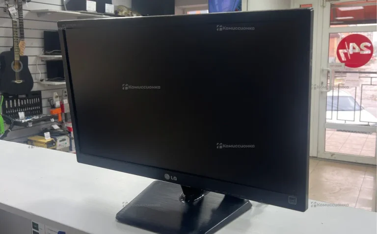 Монитор LG E2242C