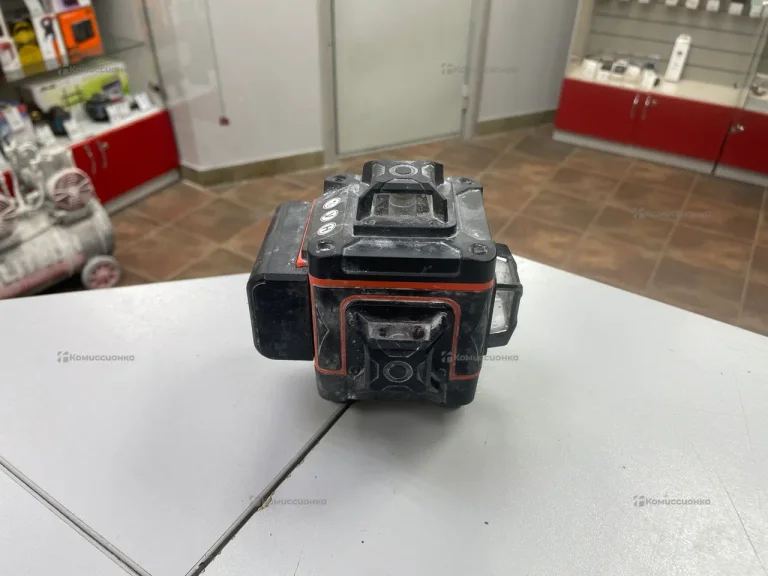 Лазерный уровень ACDC 4D-16 line