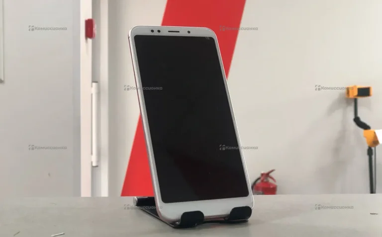 Xiaomi Redmi 5 Plus 3/32Gb