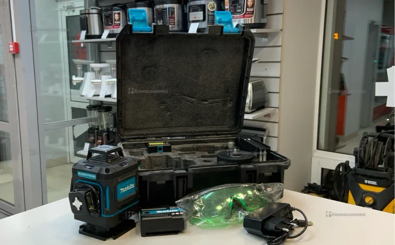 Лазерный уровень Makita Реплика 4D